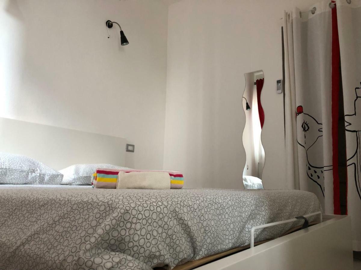 21House - Appartamento 1 بوستو أرسيزيو المظهر الخارجي الصورة