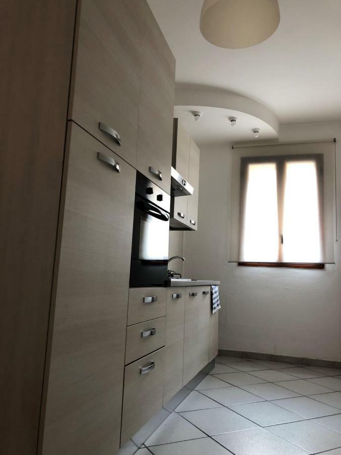 21House - Appartamento 1 بوستو أرسيزيو المظهر الخارجي الصورة